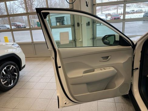 New 2026 Hyundai Kona SE image 10