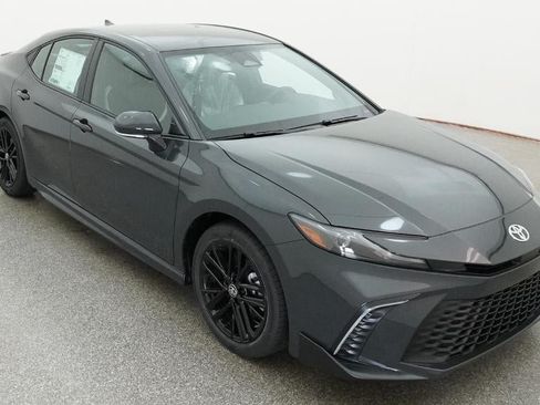 New 2026 Toyota Camry SE FWD image 13
