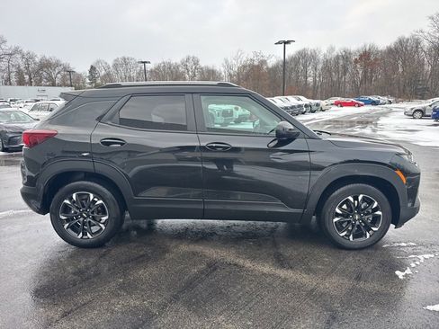Certified 2023 Chevrolet TrailBlazer LT image 2