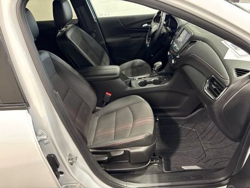 Used 2024 Chevrolet Equinox RS FWD image 40