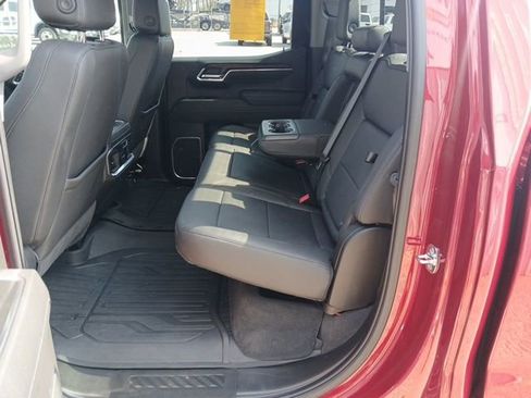 Used 2025 GMC Sierra 1500 SLT w/ SLT Premium Plus Package image 16