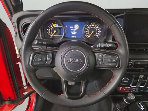 Certified 2024 Jeep Wrangler Unlimited Rubicon image 14