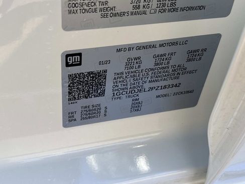 Used 2023 Chevrolet Silverado 1500 High Country w/ Technology Package image 36