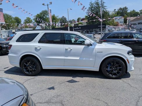 Used 2022 Dodge Durango R/T w/ Tow 'N Go Package AWD/4WD image 6