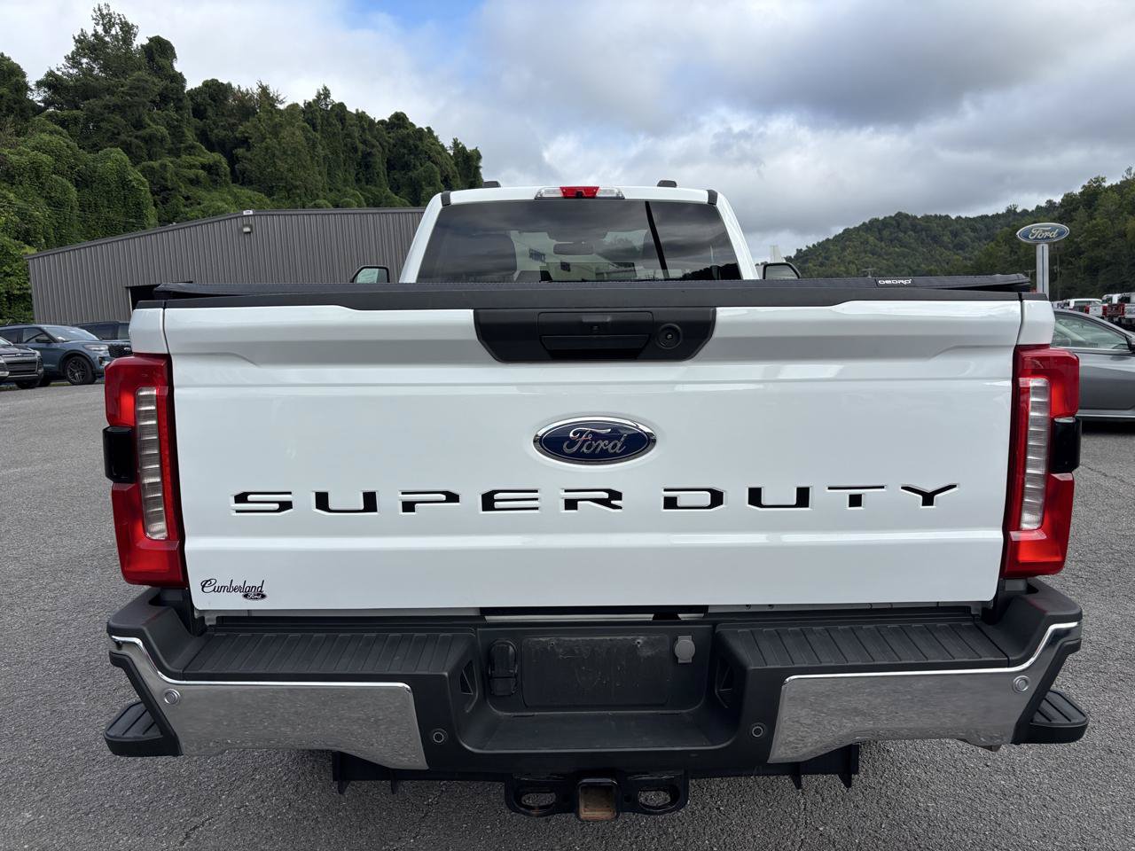 Used 2023 Ford F250 XLT w/ 360-Degree Camera Package AWD/4WD image 3