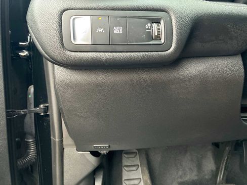 Certified 2024 Chevrolet Blazer EV LT image 17