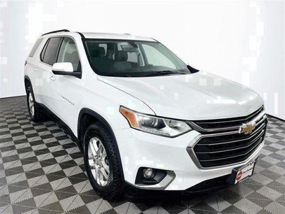 Used 2021 Chevrolet Traverse LT