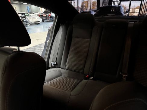 Used 2019 Dodge Charger GT image 34