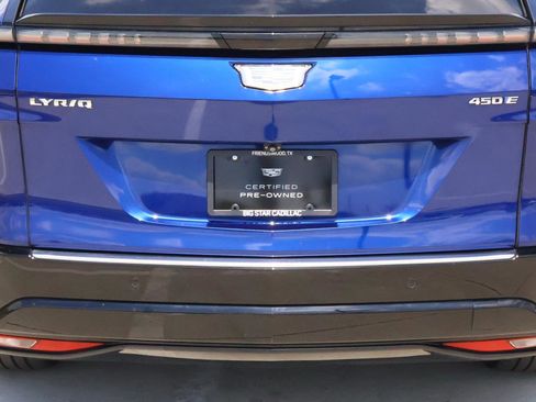 Used 2024 Cadillac Lyriq Luxury RWD image 10