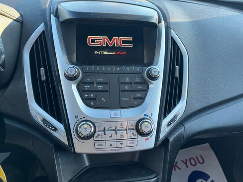 Used 2017 GMC Terrain SLE image 28