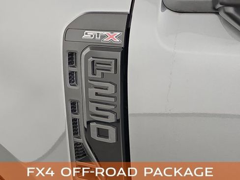 Used 2025 Ford F250 XL w/ STX Appearance Package image 12