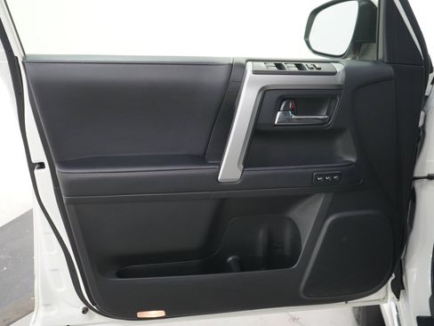 Used 2023 Toyota 4Runner Limited AWD/4WD image 20