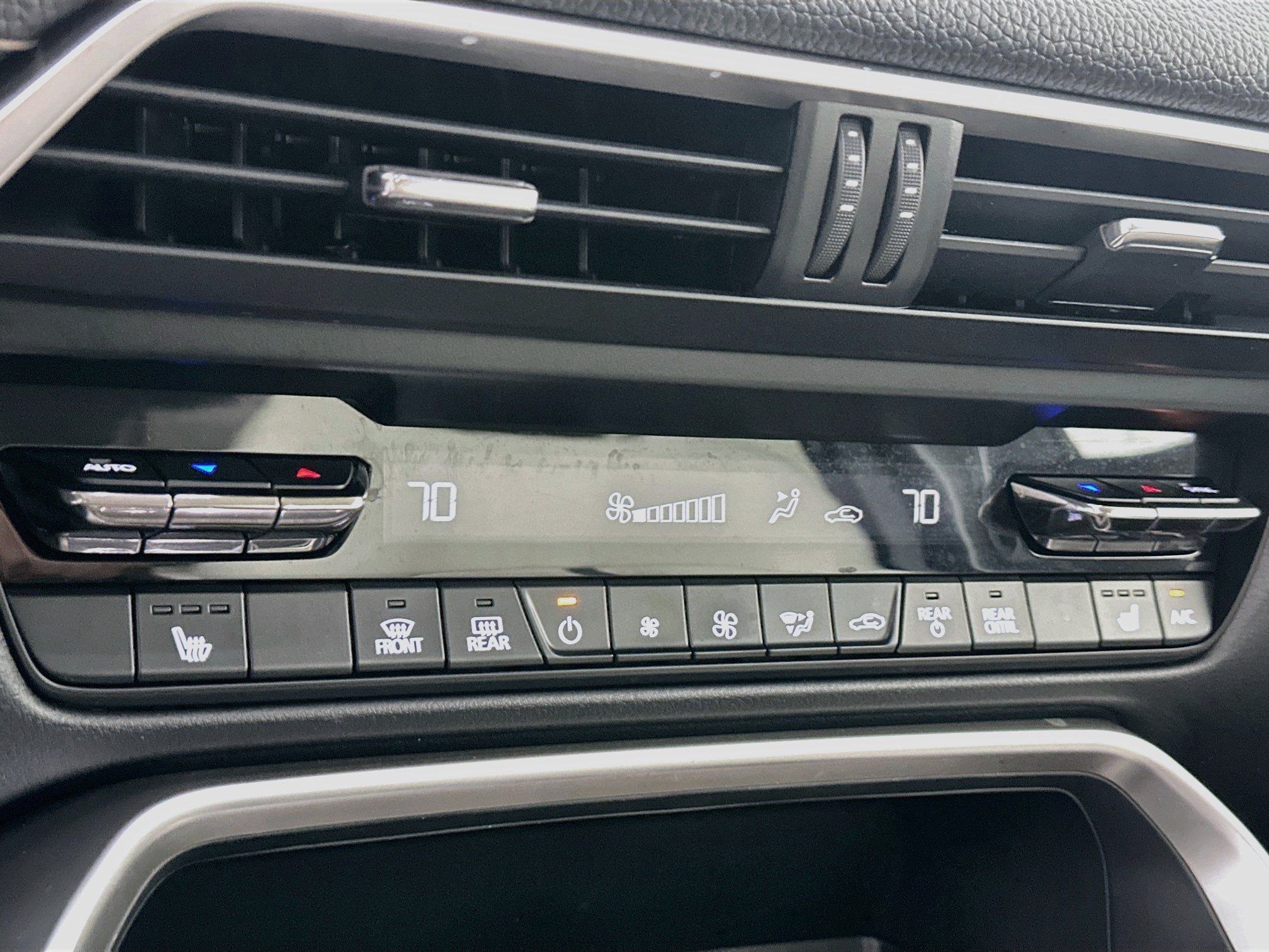 Used 2024 MAZDA CX-90 Plug-In Hybrid w/ Premium Pkg AWD/4WD image 24