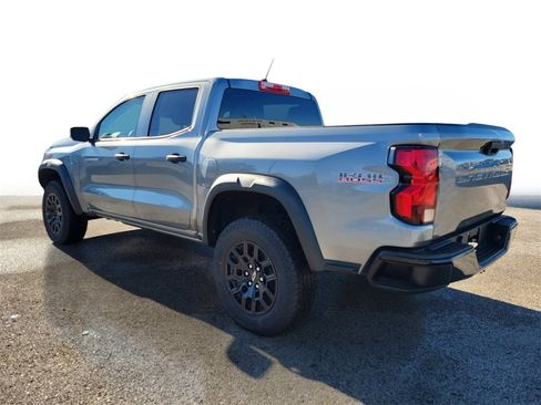 Used 2024 Chevrolet Colorado Trail Boss image 3