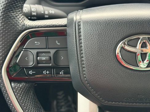 Used 2024 Toyota Sequoia Limited image 11