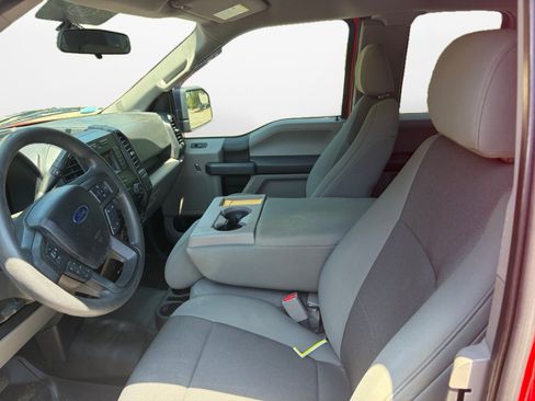 Used 2015 Ford F150 XL w/ Equipment Group 101A Mid AWD/4WD image 9
