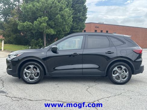 Used 2025 Ford Escape ST-Line FWD image 24