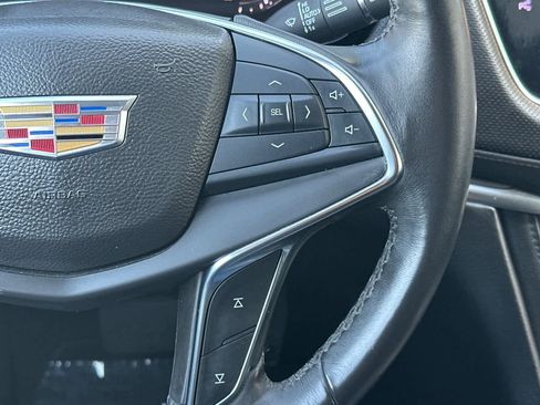 Used 2017 Cadillac XT5 Premium Luxury w/ Driver Assist Package image 27