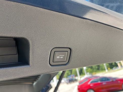 New 2026 Chevrolet Traverse RS w/ LPO, Floor Liner Package image 9