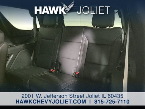 Used 2025 Chevrolet Tahoe High Country AWD/4WD image 14