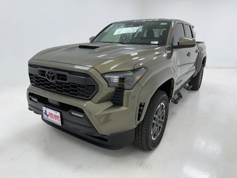 New 2026 Toyota Tacoma TRD Sport image 4