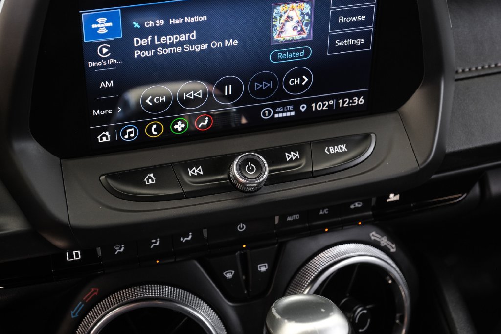 Used 2023 Chevrolet Camaro LT w/ Technology Package RWD image 22
