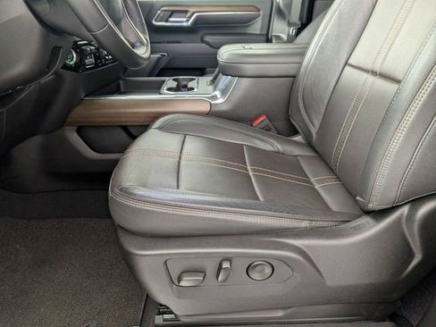 Certified 2024 Chevrolet Silverado 2500 High Country w/ High Country Premium Package image 13