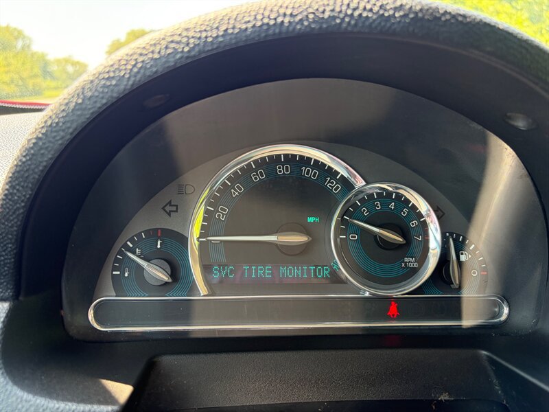 Used 2010 Chevrolet HHR LT FWD image 13