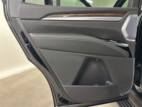 New 2026 Cadillac Escalade Platinum Sport image 31