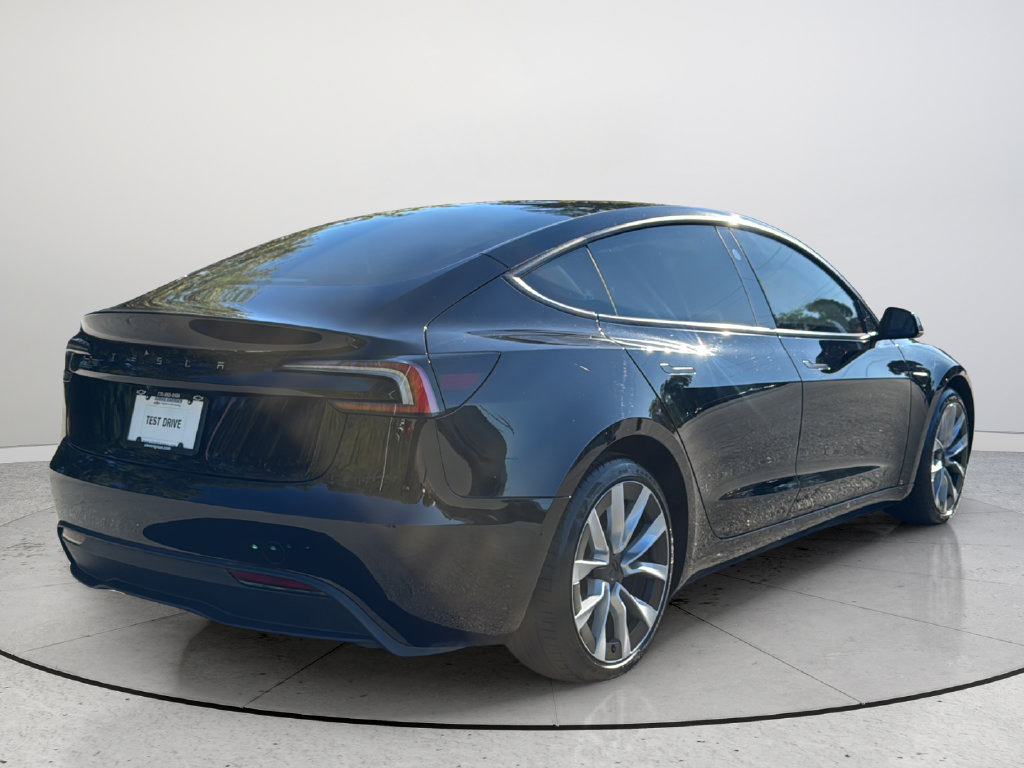 Used 2025 Tesla Model 3 Long Range RWD image 8