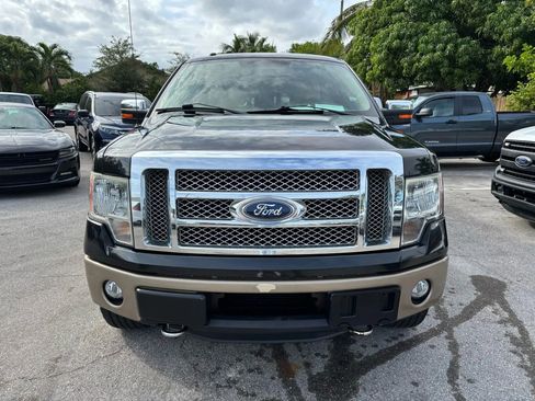 Used 2012 Ford F150 Lariat w/ Lariat Chrome Pkg image 2