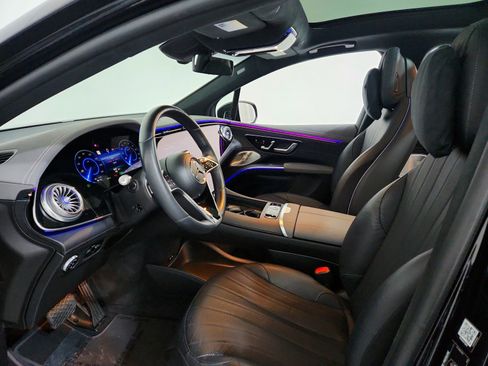 Certified 2023 Mercedes-Benz EQS 580 4MATIC SUV image 18