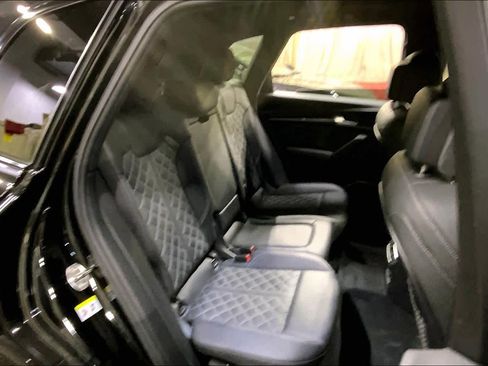 Used 2025 Audi SQ5 Premium Plus AWD/4WD image 20