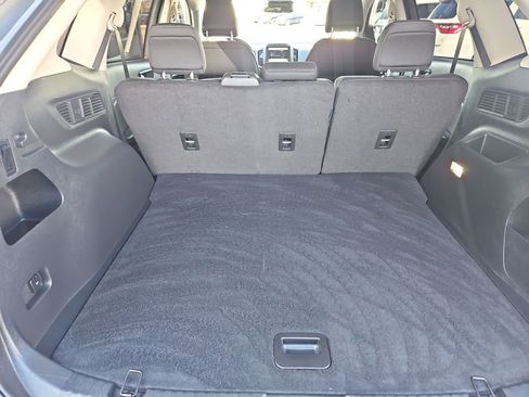 Used 2024 Ford Edge SE image 22
