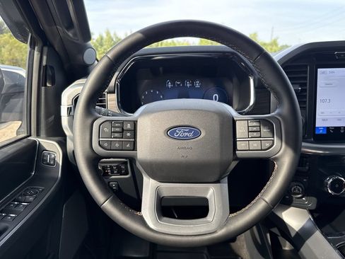 Used 2025 Ford F150 Lariat w/ Equipment Group 501A Mid AWD/4WD image 14