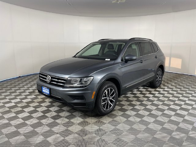 Used 2020 Volkswagen Tiguan SE w/ Panoramic Sunroof Package AWD/4WD image 1