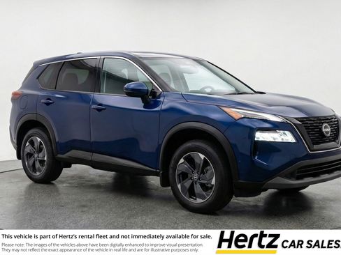 Used 2025 Nissan Rogue SV image 1