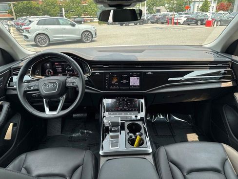 Used 2023 Audi Q8 Premium Plus w/ Premium Plus Package AWD/4WD image 30