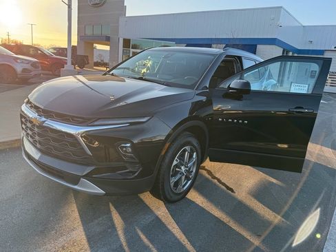 Used 2023 Chevrolet Blazer LT w/ Convenience Package AWD/4WD image 31