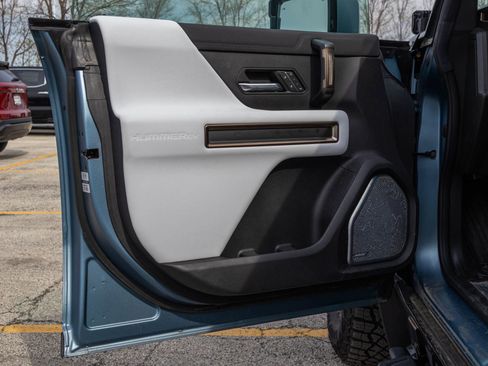 Used 2024 GMC Hummer EV 3X w/ Omega Edition AWD/4WD image 35