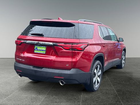Used 2023 Chevrolet Traverse LT w/ LT Premium Package image 7