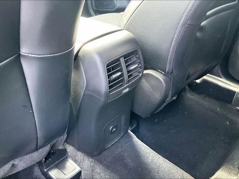Used 2024 Ford Escape ST-Line w/ Tech Pack #1 AWD/4WD image 10