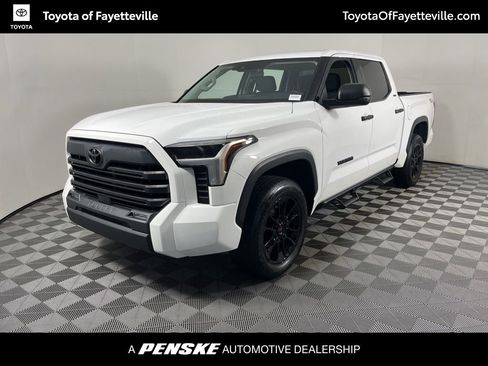 Used 2022 Toyota Tundra SR5 AWD/4WD image 1