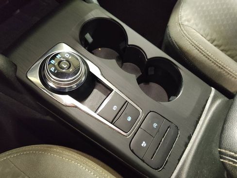Used 2020 Ford Escape SE FWD image 26