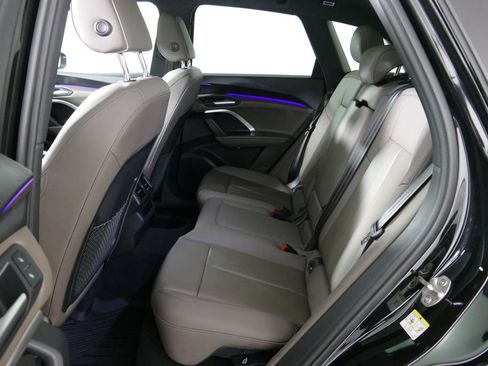 Certified 2025 Audi Q5 Premium w/ Convenience Package AWD/4WD image 28