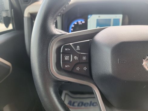 Used 2023 Ford Bronco Wildtrak image 18
