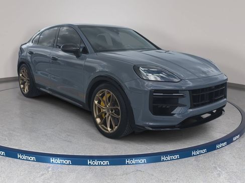 Used 2024 Porsche Cayenne Turbo GT AWD/4WD image 4