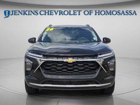 New 2026 Chevrolet Trax LT w/ Sunroof Package FWD image 11