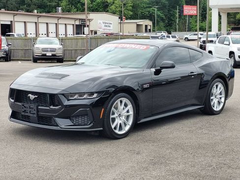 Used 2024 Ford Mustang GT Premium RWD image 4