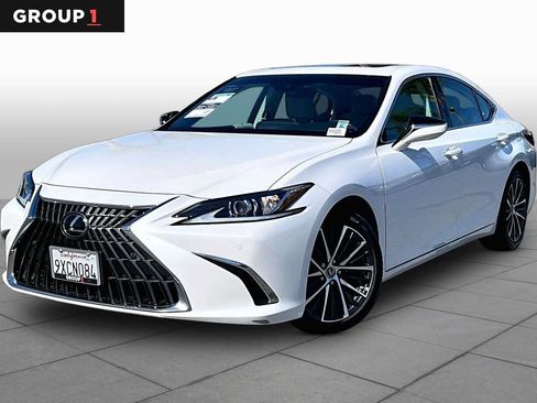Used 2025 Lexus ES 350 w/ Premium Package FWD image 1